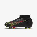 کفش فوتبال نایک