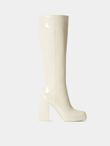 بوت زنانه برشکا سفید Bershka